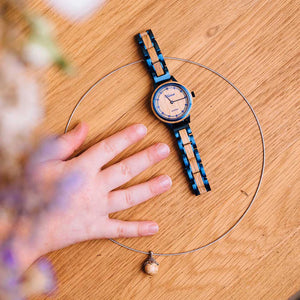 drevené hodinky Petite Bleu