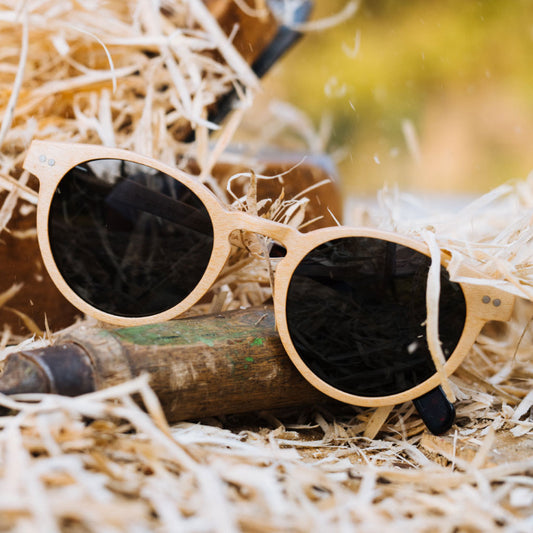 drevené slnečné okuliare