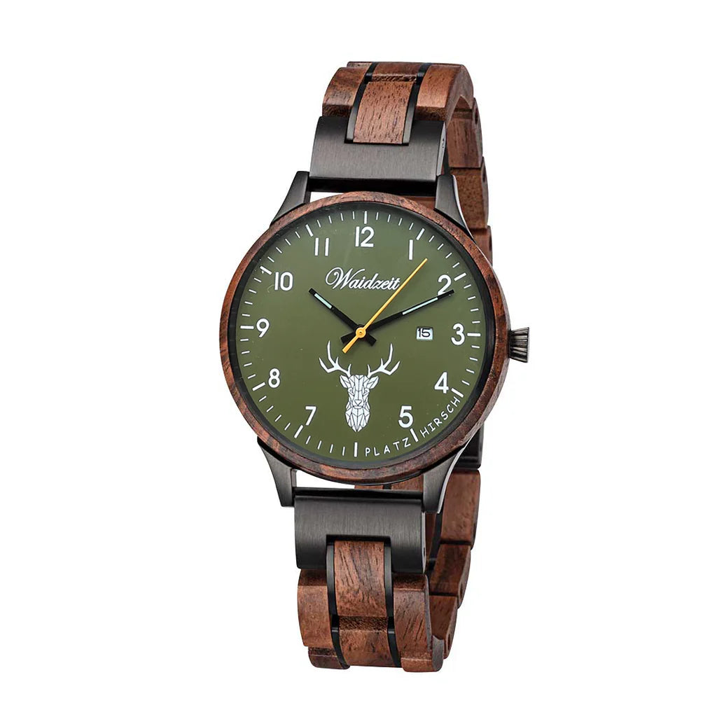 Drevené poľovnícke hodinky Waidzeit Diana Zelené z burelového dreva s machovo zeleným ciferníkom a motívom jeleňa