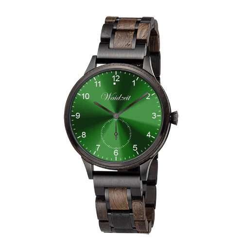 Drevené hodinky Waidzeit Mystic Green z močiarného dubu so zeleným ciferníkom – výnimočný šperk z tisícročného dreva